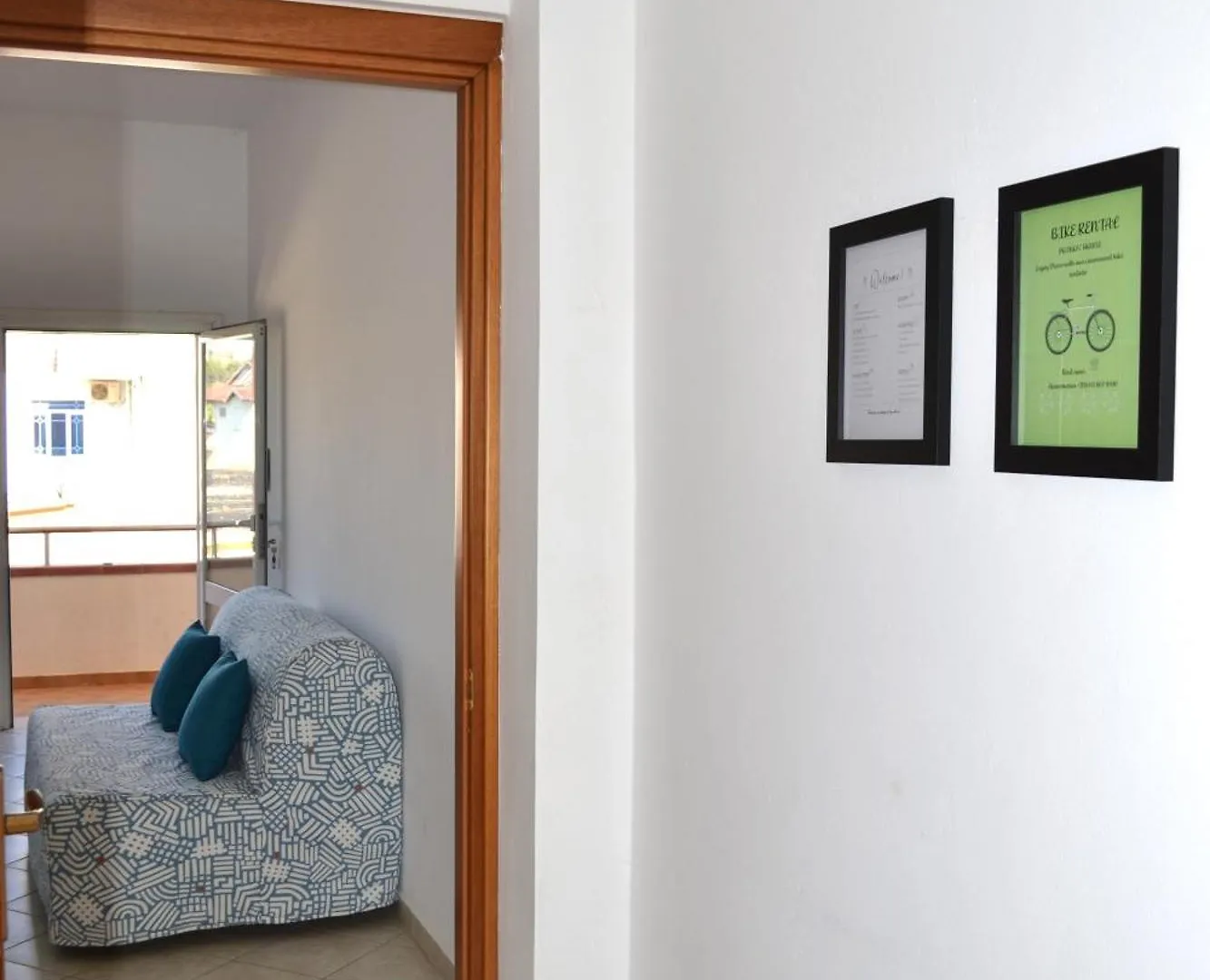 Pothos' House Apartment Vlore